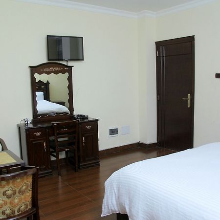 Bnow Hotel Addis Ababa Dış mekan fotoğraf